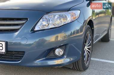 Седан Toyota Corolla 2007 в 