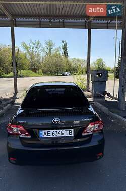 Седан Toyota Corolla 2011 в 
