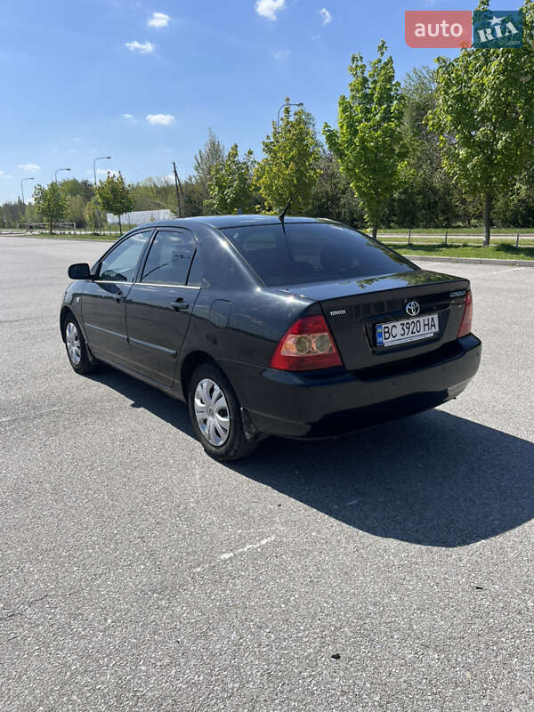 Седан Toyota Corolla 2006 в Львові