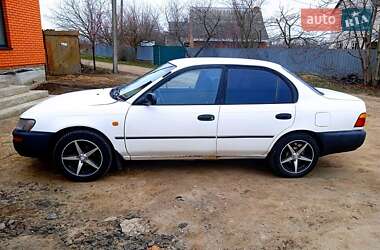 Седан Toyota Corolla 1993 в 