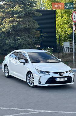 Седан Toyota Corolla 2020 в Дніпрі