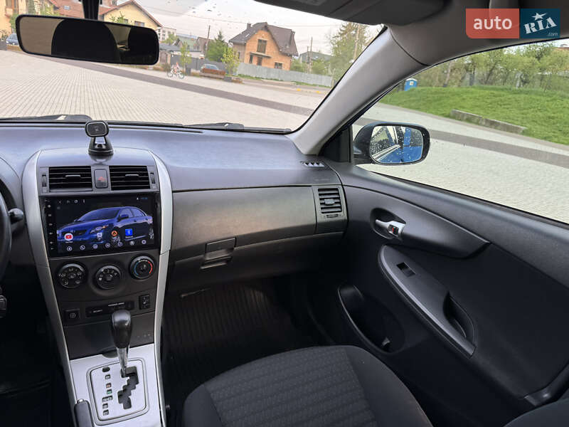 Седан Toyota Corolla 2012 в Львове фото 7 Седан Toyota Corolla 2012 в Львове