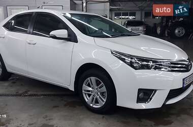 Седан Toyota Corolla 2014 в 