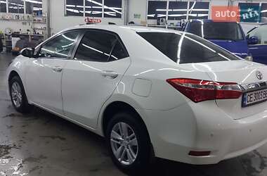 Седан Toyota Corolla 2014 в 