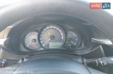 Седан Toyota Corolla 2014 в 