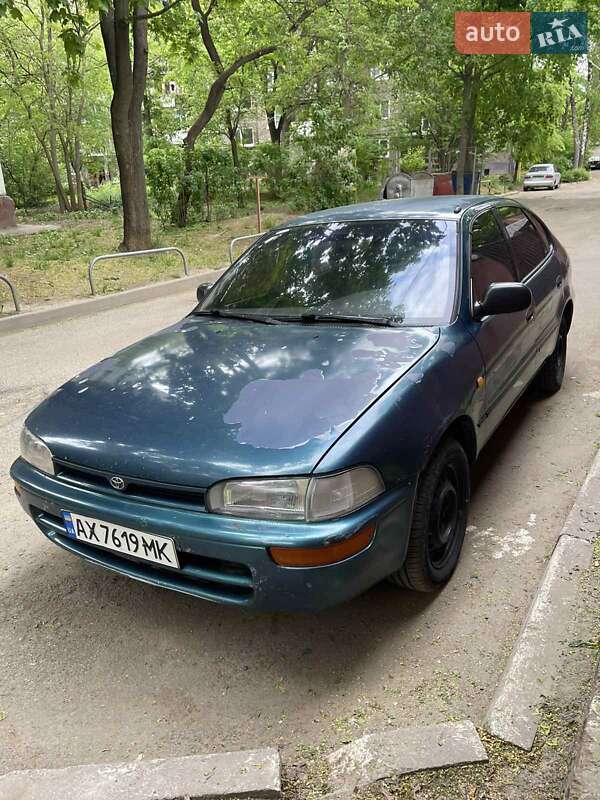Лифтбек Toyota Corolla 1994 в 