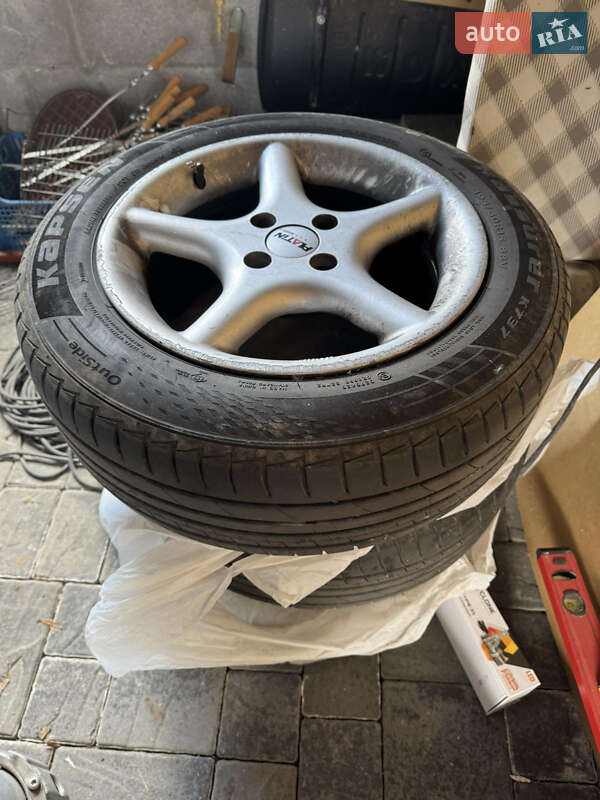 Хетчбек Toyota Corolla 2006 в Рівному