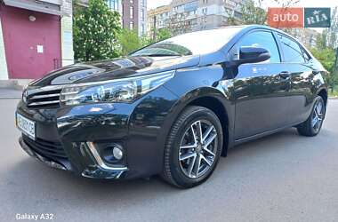 Седан Toyota Corolla 2014 в Днепре