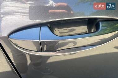 Седан Toyota Corolla 2015 в 