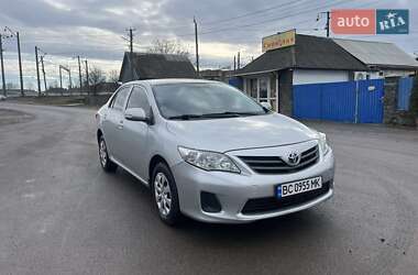 Седан Toyota Corolla 2012 в 