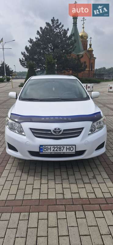 Седан Toyota Corolla 2008 в Ізмаїлі