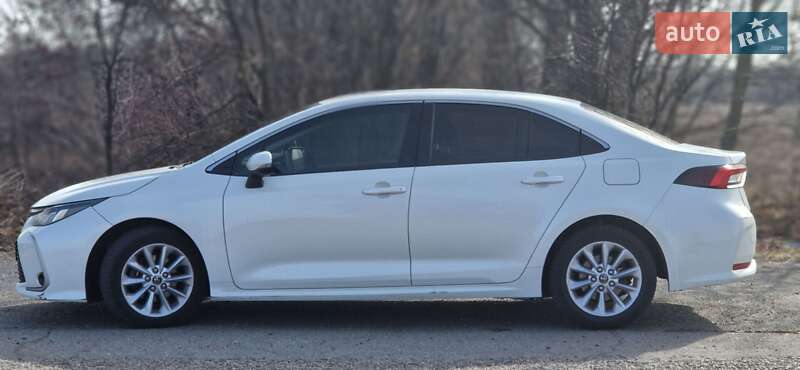 Седан Toyota Corolla 2019 в Белой Церкви