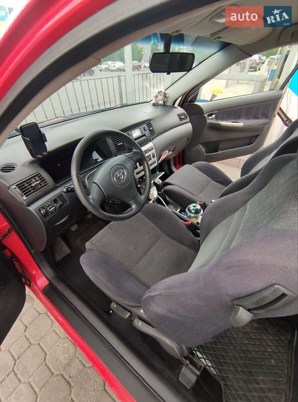 Хетчбек Toyota Corolla 2002 в Харкові