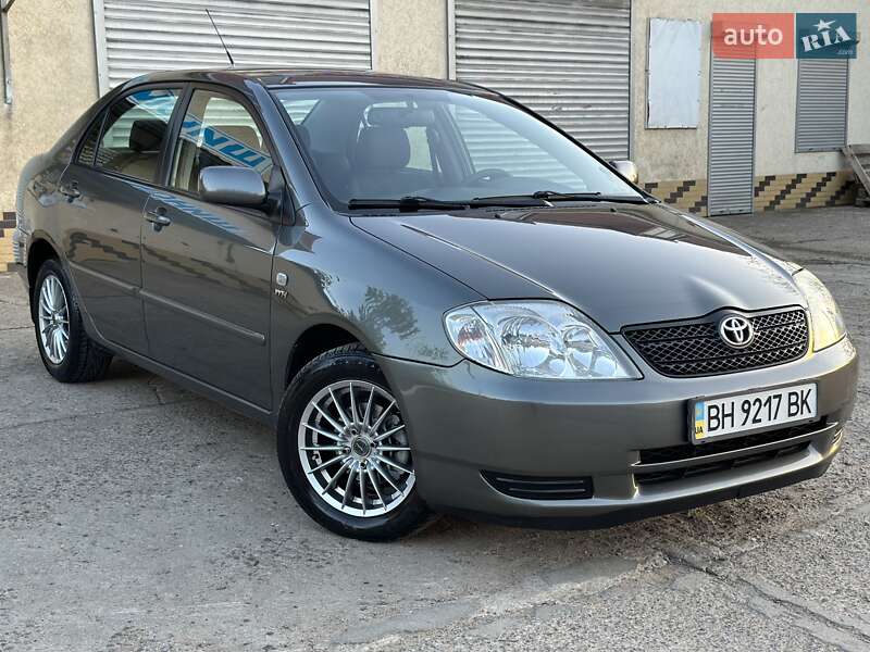 Toyota Corolla 2004