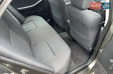 Седан Toyota Corolla 2004 в 
