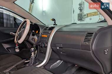 Седан Toyota Corolla 2012 в 