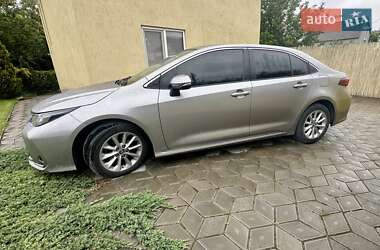 Седан Toyota Corolla 2019 в 