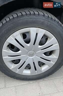Седан Toyota Corolla 2011 в 