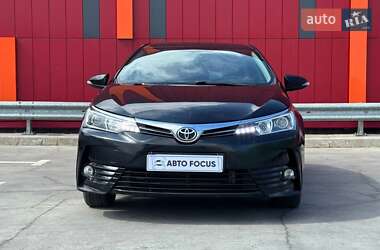 Седан Toyota Corolla 2016 в 