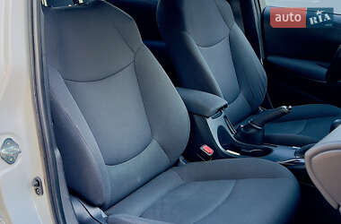 Седан Toyota Corolla 2019 в 
