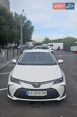 Седан Toyota Corolla 2020 в Днепре