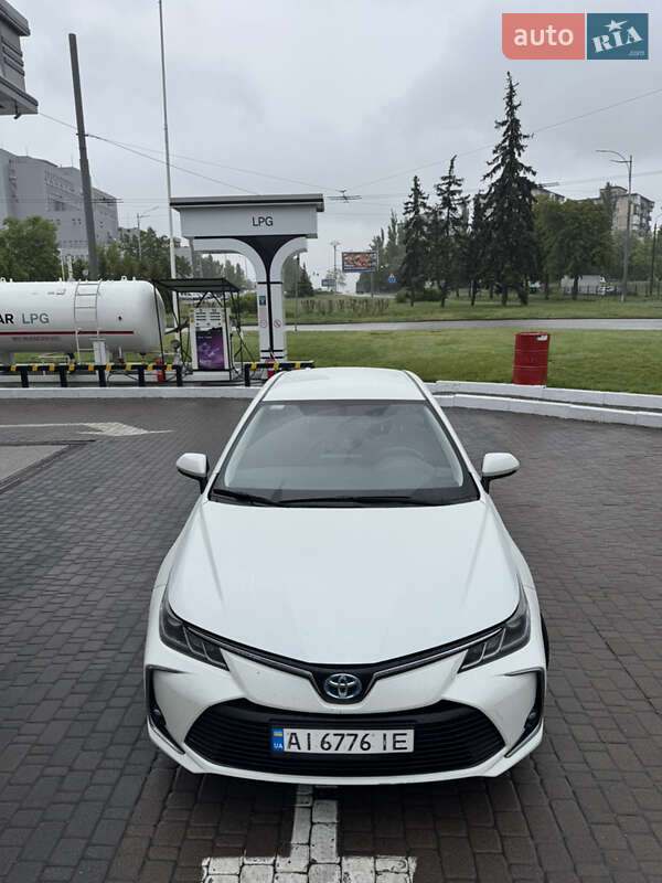 Седан Toyota Corolla 2019 в Києві