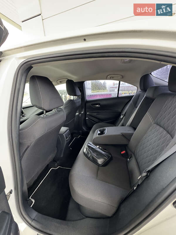 Седан Toyota Corolla 2019 в Києві