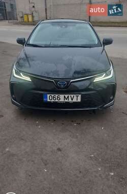 Седан Toyota Corolla 2022 в Киеве