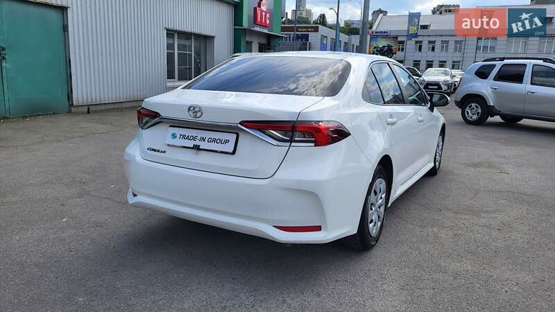 Седан Toyota Corolla 2019 в Києві