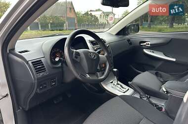 Седан Toyota Corolla 2010 в 