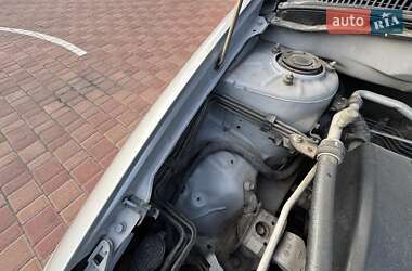 Седан Toyota Corolla 2002 в 