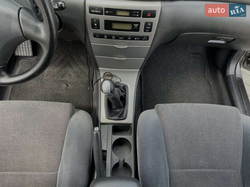 Универсал Toyota Corolla 2003 в Ковеле фото 47 Универсал Toyota Corolla 2003 в Ковеле