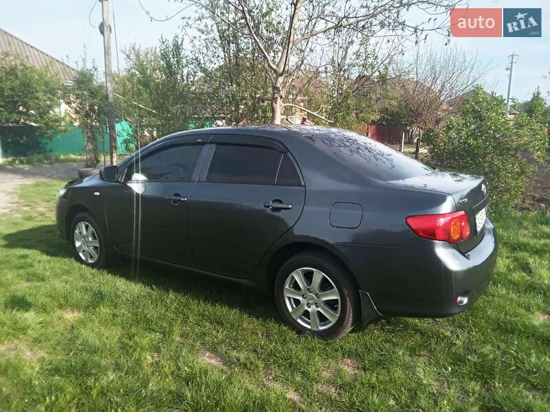 Седан Toyota Corolla 2008 в 