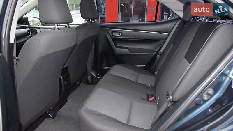 Седан Toyota Corolla 2014 в Житомире