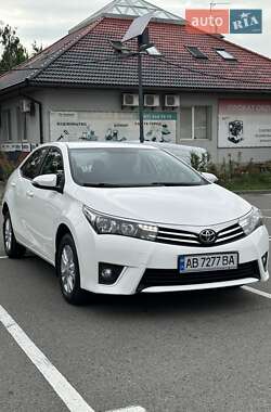 Toyota Corolla 2015