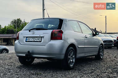 Хетчбек Toyota Corolla 2002 в 