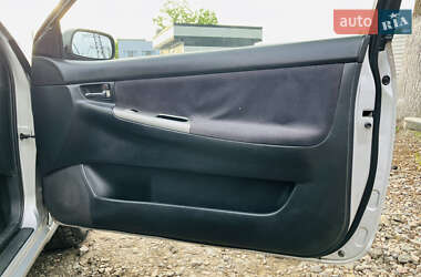 Хетчбек Toyota Corolla 2002 в 