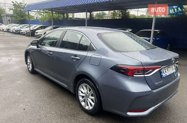 Седан Toyota Corolla 2021 в 