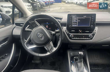 Седан Toyota Corolla 2021 в 