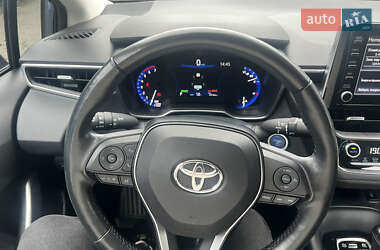 Седан Toyota Corolla 2021 в 