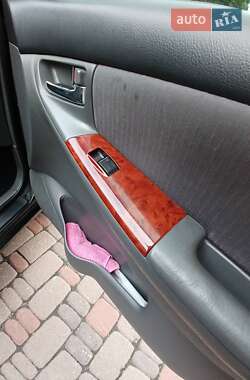 Седан Toyota Corolla 2006 в 