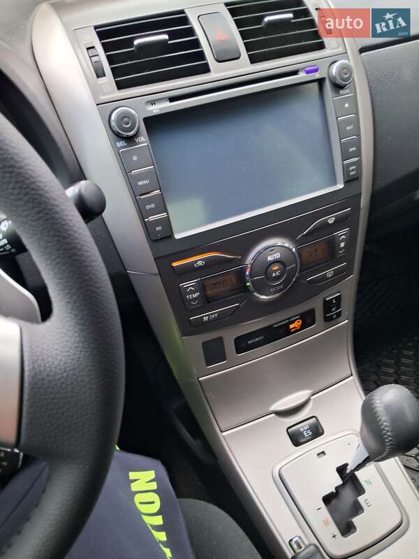 Седан Toyota Corolla 2008 в Кропивницькому