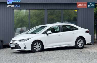 Седан Toyota Corolla 2020 в Хмельницком