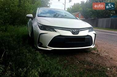 Седан Toyota Corolla 2019 в Люботине