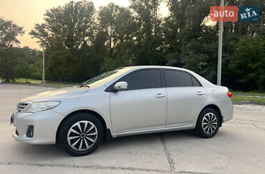 Седан Toyota Corolla 2011 в Каневі