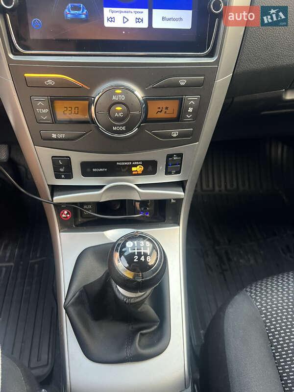 Седан Toyota Corolla 2011 в Каневі фото 15 Седан Toyota Corolla 2011 в Каневі