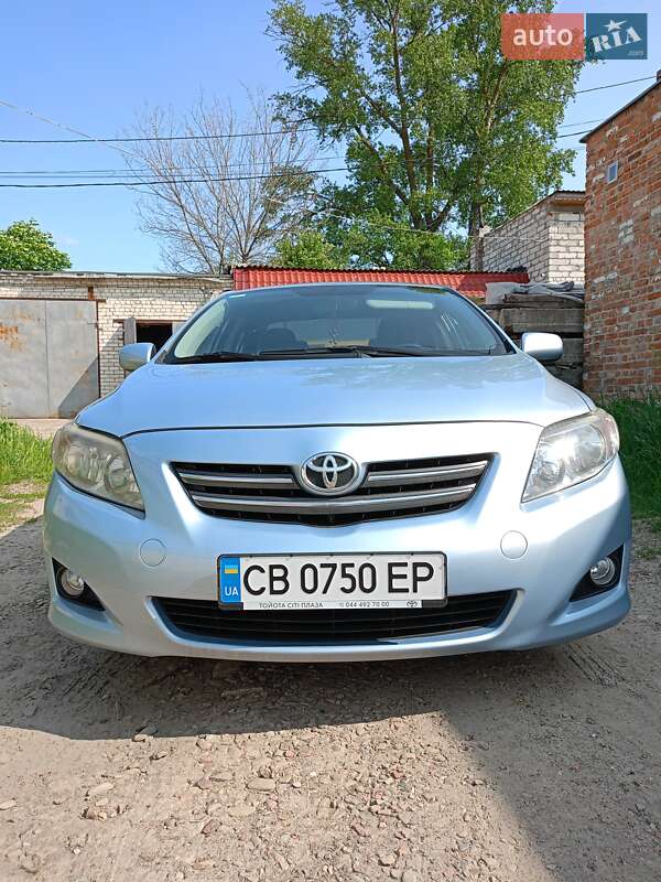 Седан Toyota Corolla 2007 в Чернигове