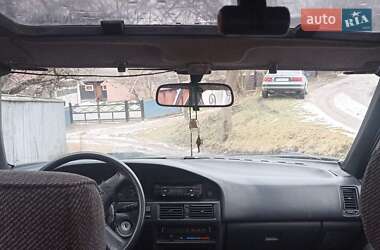 Лифтбек Toyota Corolla 1988 в Черновцах