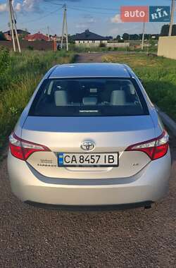 Седан Toyota Corolla 2016 в 