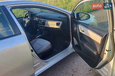 Седан Toyota Corolla 2016 в 